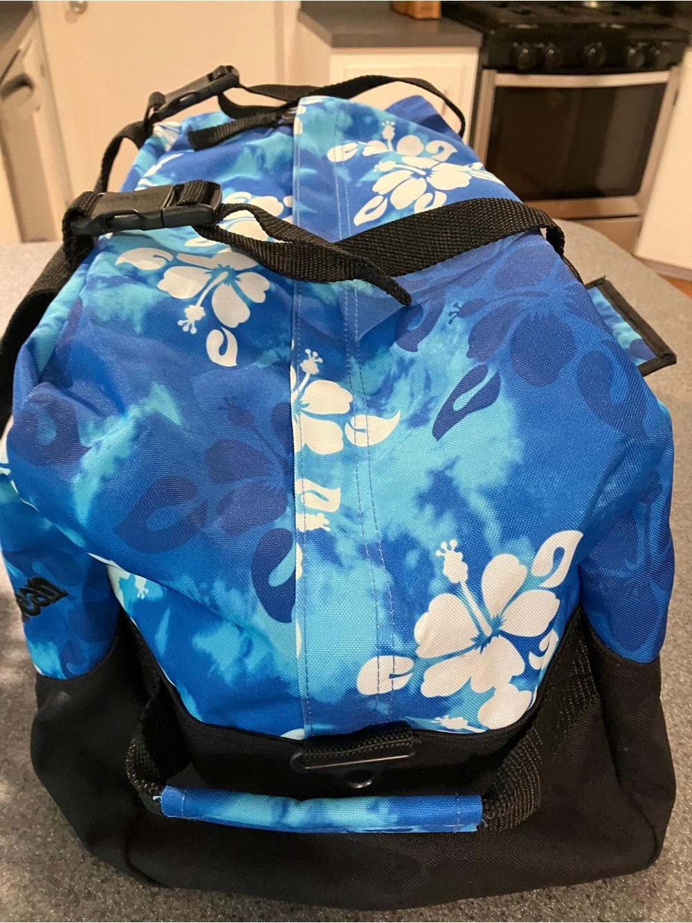 L.L. Bean Blue and White Floral Canvas Tote with Front Zip Pocket - Picture 3 of 14
